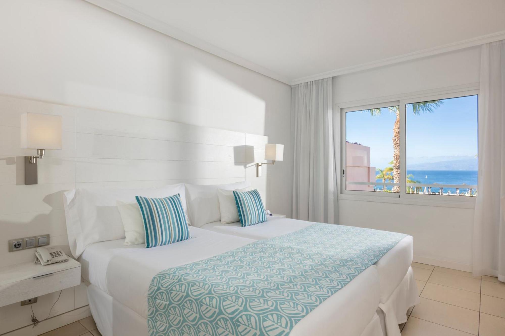 Landmar Costa Los Gigantes Family Resort Puerto de Santiago  Exterior photo