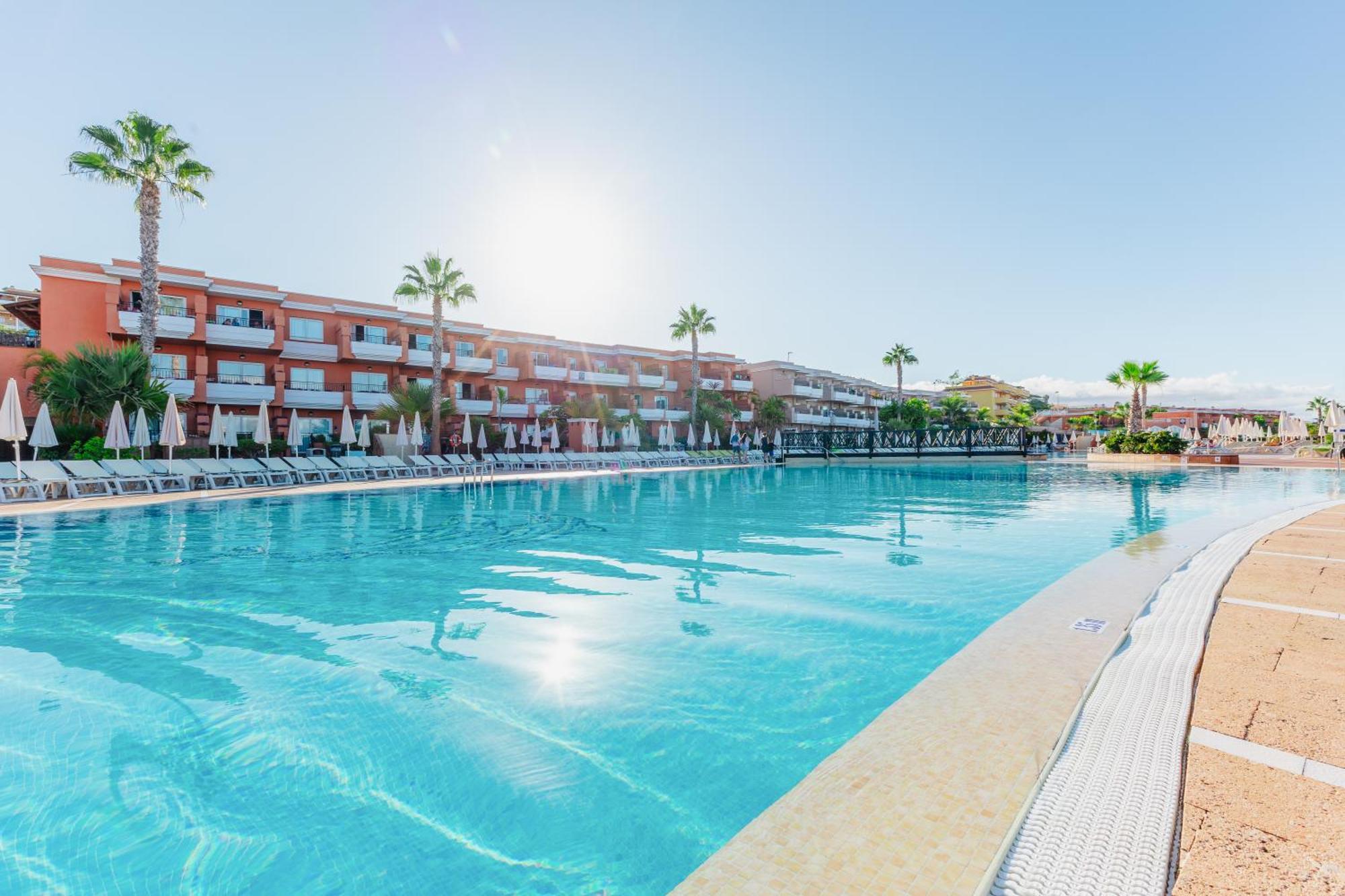 Landmar Costa Los Gigantes Family Resort Puerto de Santiago  Exterior photo