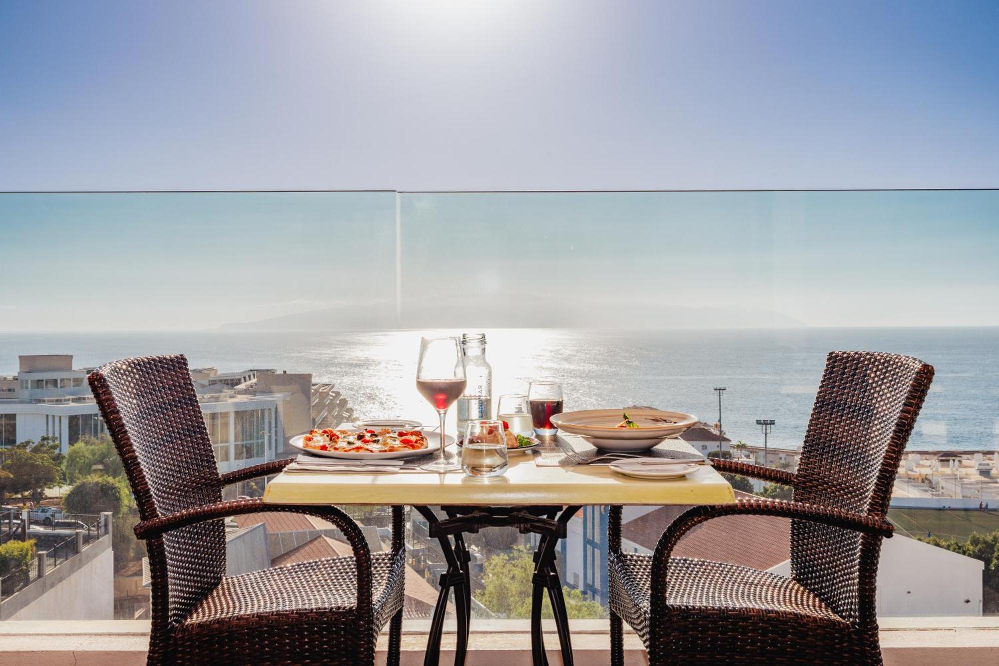 Landmar Costa Los Gigantes Family Resort Puerto de Santiago  Exterior photo